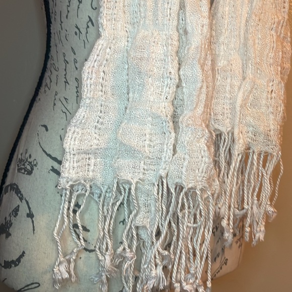 Anne Klein Scarf - Picture 2 of 5